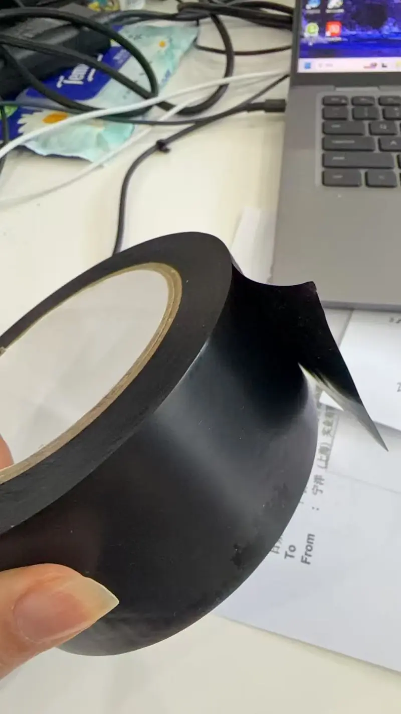 Kas riideteip ja riideliim on sama toode?